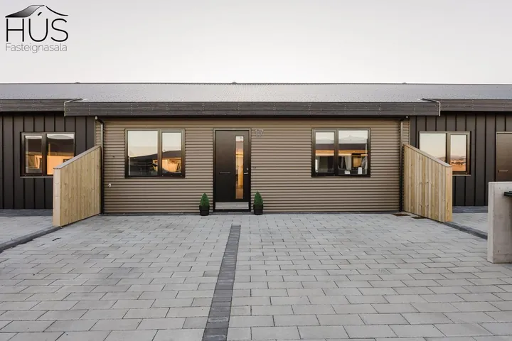 Hamravík 13–21