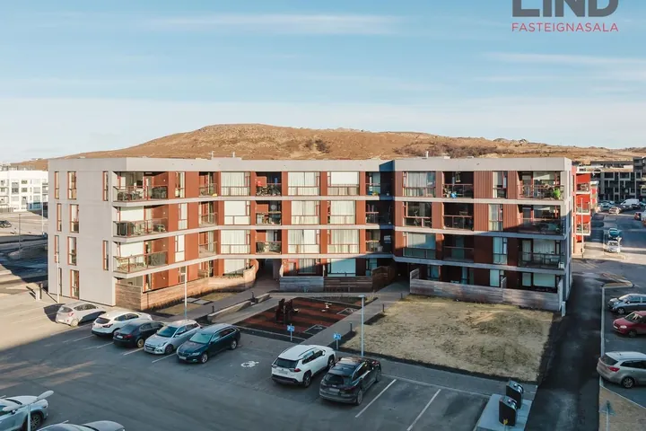 Nónhamar 2A–C